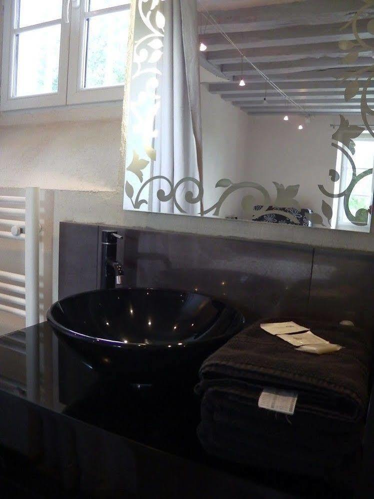 Domaine Du Moulin De Champie - Versailles - Gites & Suites Feucherolles Eksteriør bilde