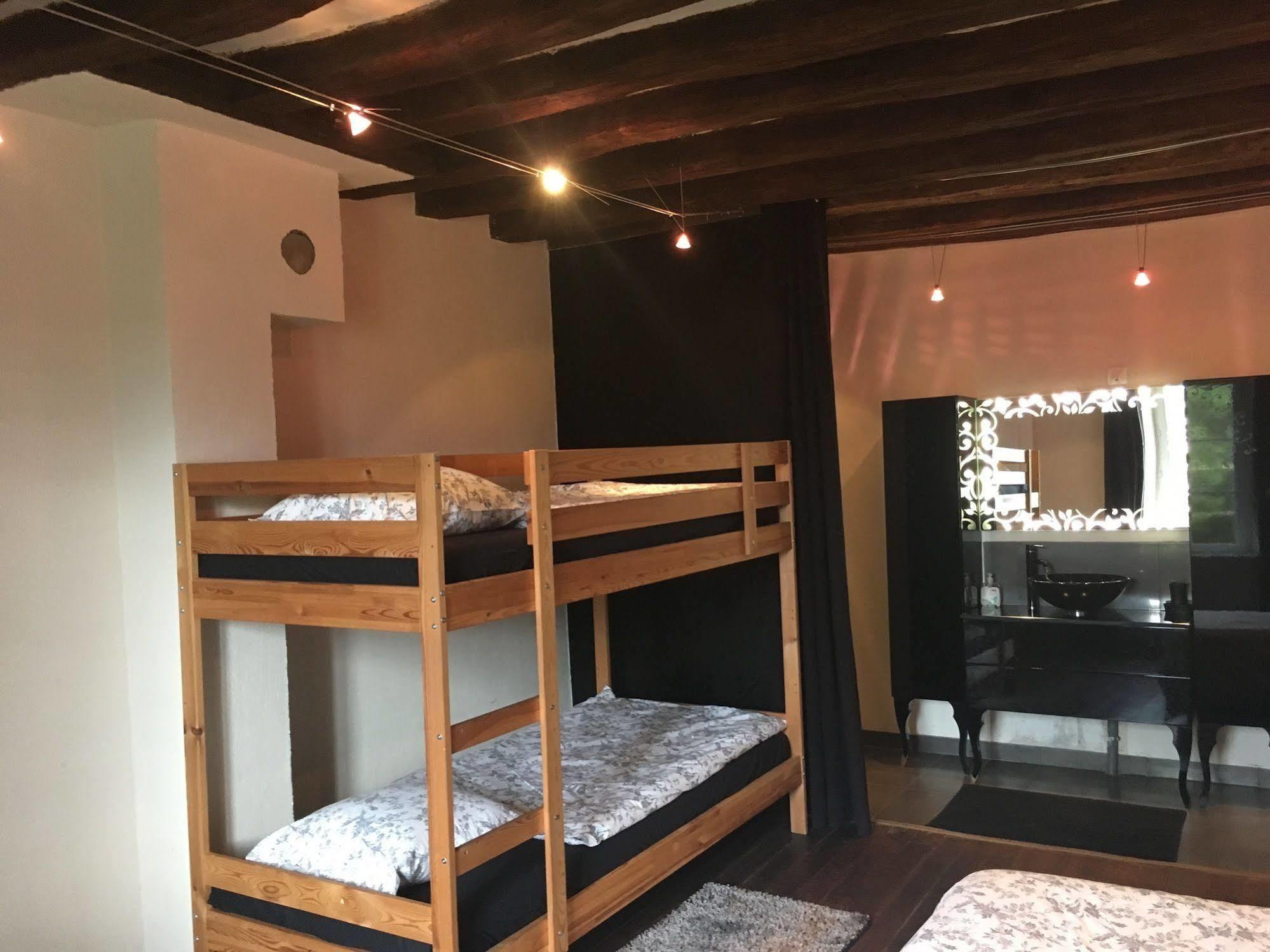 Domaine Du Moulin De Champie - Versailles - Gites & Suites Feucherolles Eksteriør bilde